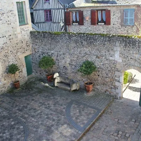 Fenetres Sur Cour - Centre Historique - * Honfleur